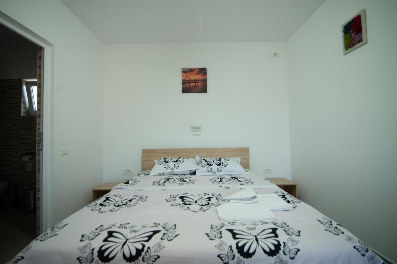 Casa Adrian Hotel Corbu  Luaran gambar